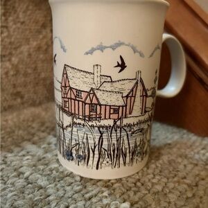 Dunoon Fine Bone China Farm Croft Scenic House Design Mug
